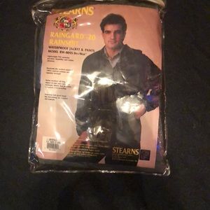 Men’s rain gear both pants and jacket.
